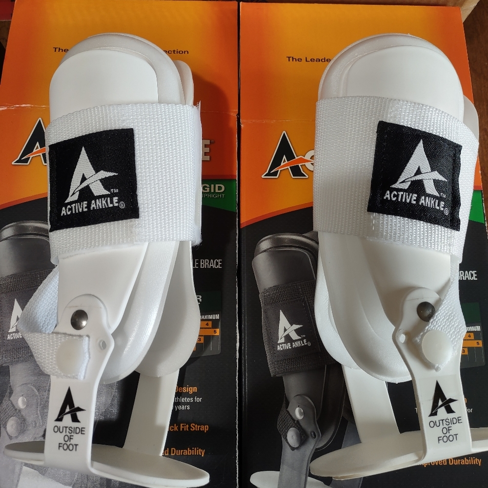 🚫 SOLD 🚫 2- NIB Active Ankle T2 Multi-sport Ankle Brace